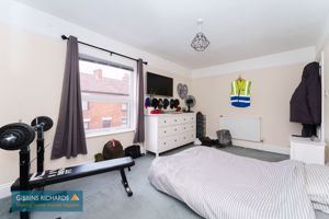 Bedroom- click for photo gallery
